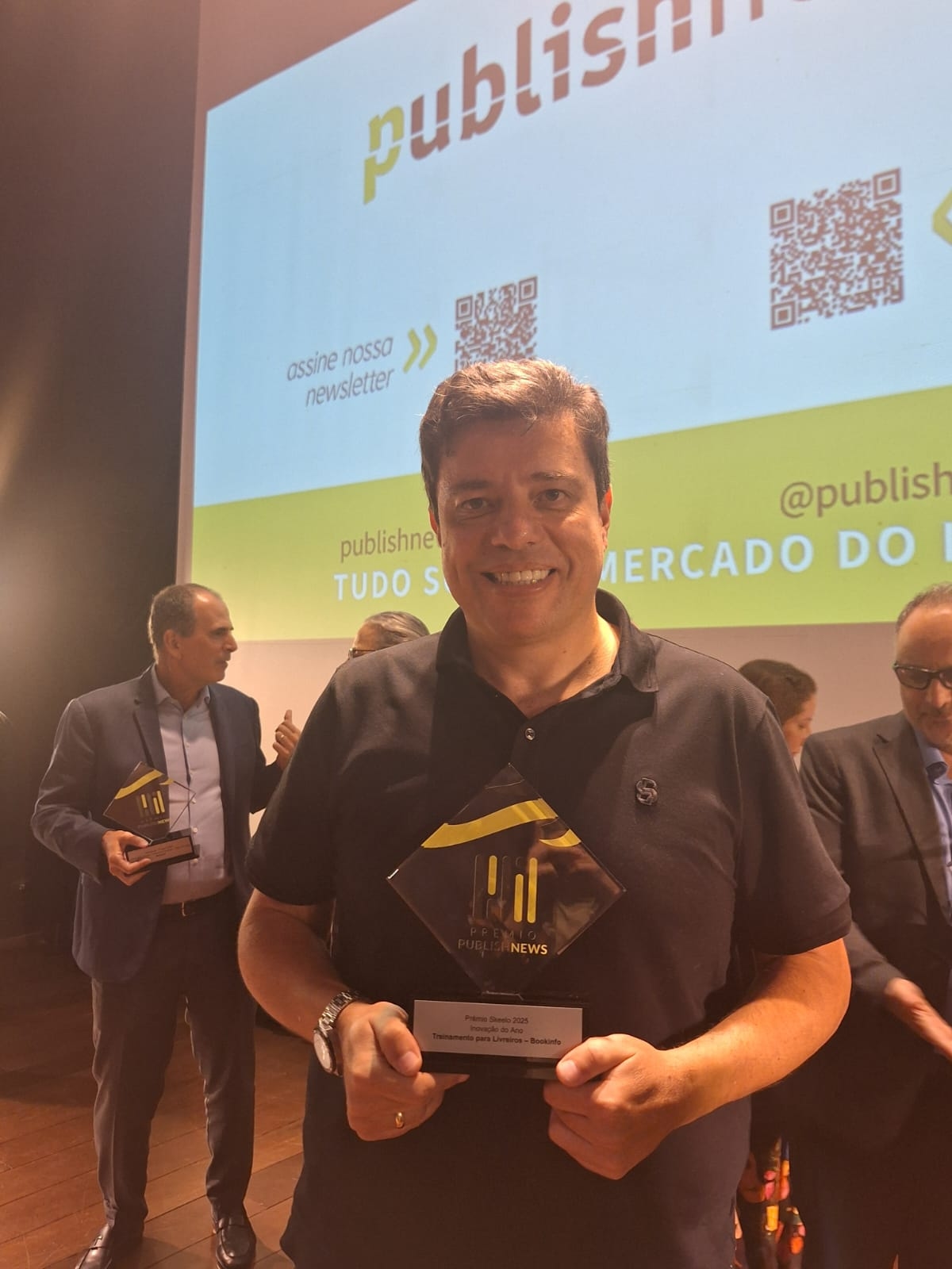 Bookinfo é vencedora do Prêmio Skeelo – Inovação do Ano no Prêmio PublishNews 2025!